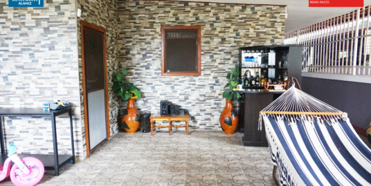 Se vende casa en el Sector de la Borgoña Ticuantepe, Managua