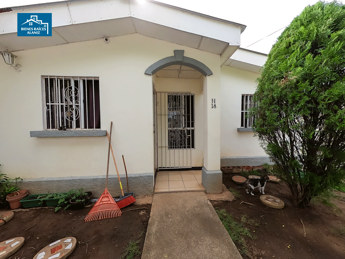 Se Vende Linda Casa en el Residencial Ciudad el Doral, Managua.