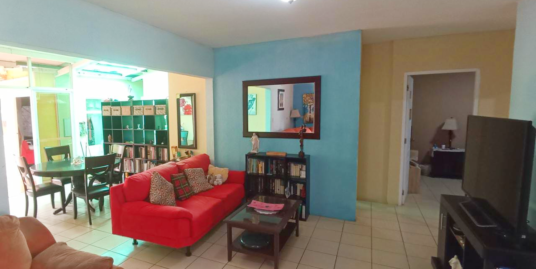 En venta Linda casa en Residencial Mirador San Isidro