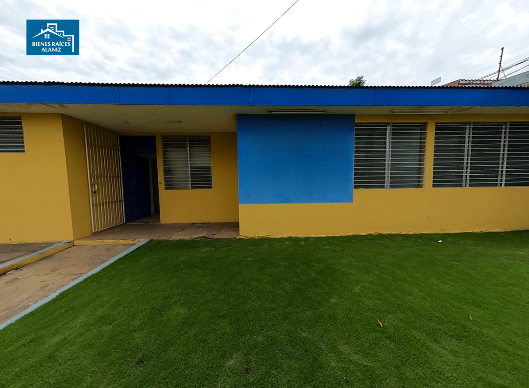 Se Vende Amplia Casa en el Reparto las Palmas, Managua, Nic